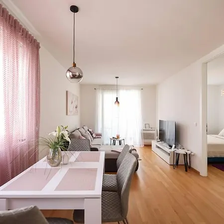 Klara Apartamento Zadar